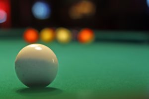 pool table cue ball