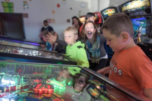 Mile High Arcade kids party event rental