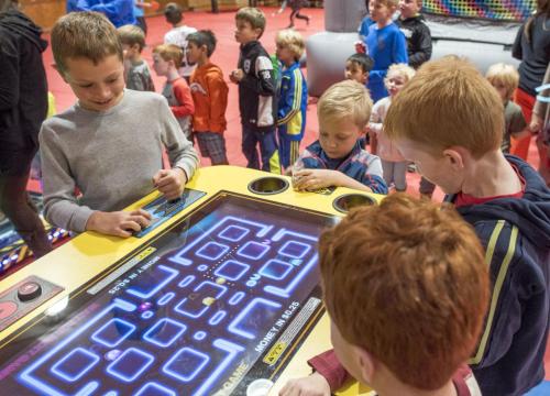 Mile High Arcade game rental event - Kids playing games
